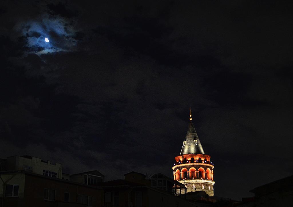 Galata West Hostel Estambul Exterior foto