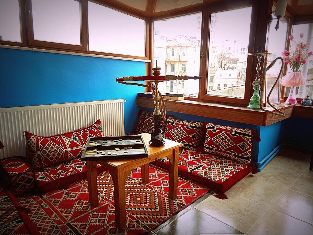 Galata West Hostel Estambul Exterior foto